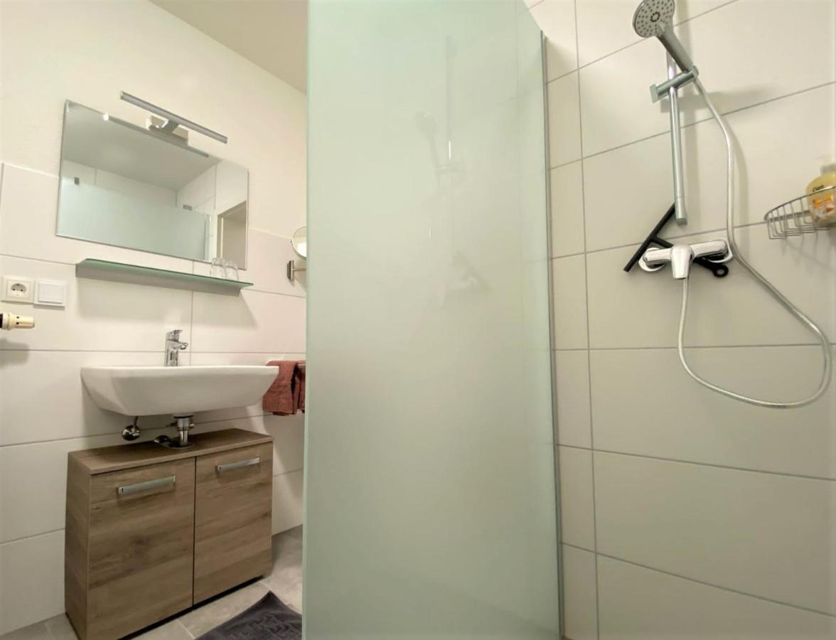 Fancy, Ep Tickets Ueber Uns Erhaeltlich Apartment Rust Bagian luar foto